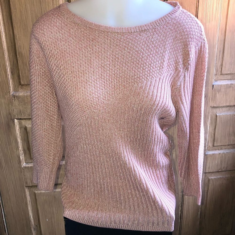 Women’s New York and Company Sweater   - Picture 2 of 8